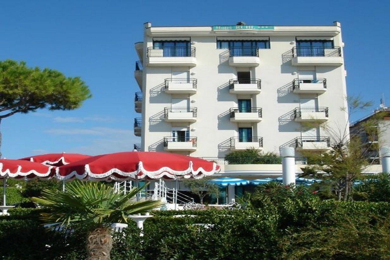 Ruhl Beach Hotel & Suites Лидо ди Йезоло Екстериор снимка