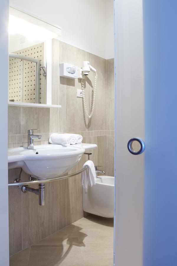 Ruhl Beach Hotel & Suites Лидо ди Йезоло Екстериор снимка